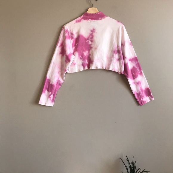 Reworked Crop Top and Shorts Set - Picture 8 of 12